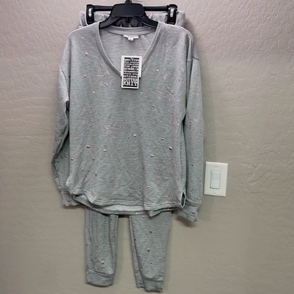2/$25 ๐ด Roudelain Butter Knit Pajamas Set - Picture 2 of 10